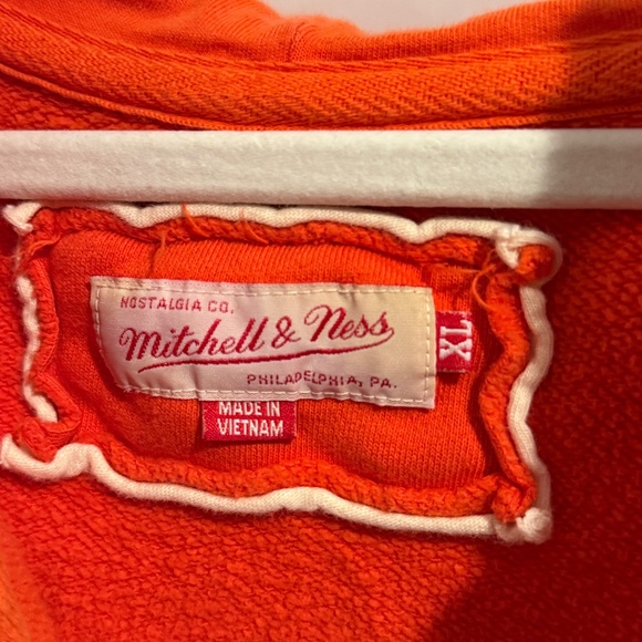 Philadelphia Flyers Zip-Up - Picture 8 of 8